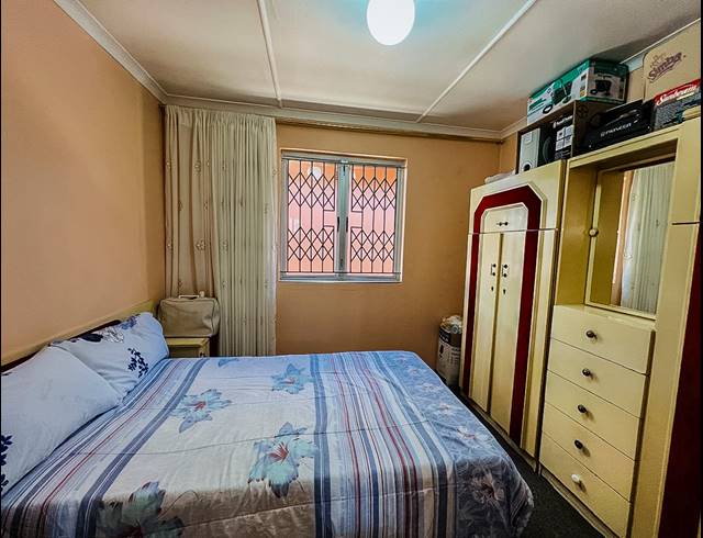 3 BEDROOM HOUSE FOR SALE IN EARLSFIELD